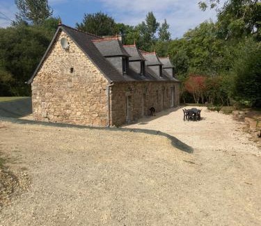 Plounevez-Moedec Casa | gîte du moulin vert