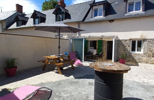 Coudeville-sur-Mer Casa | Gîte du Petit Bulot 4 à 6 Personnes Jardin et Garage