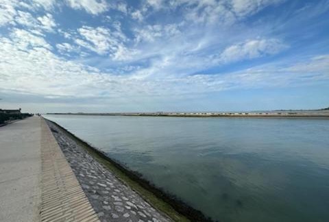 Grand-Fort-Philippe Casa | Gîte du Phare