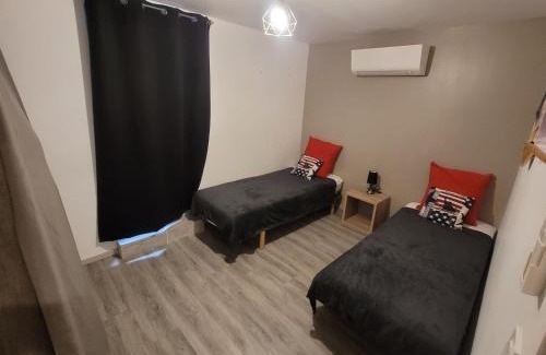 Nissan-lez-Enserune Casa | Gîte du ruisseau