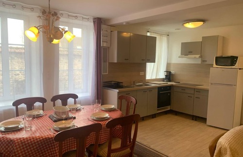 Ygrande Casa | Gîte du Sabotier near the spa Bourbon l'Archambault pets welcome