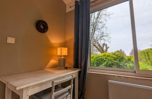 Mezieres-en-Brenne Casa | Gîte en Berry au cœur du Parc Naturel avec jardin et parking, 3 chambres, cheminée - FR-1-591-157