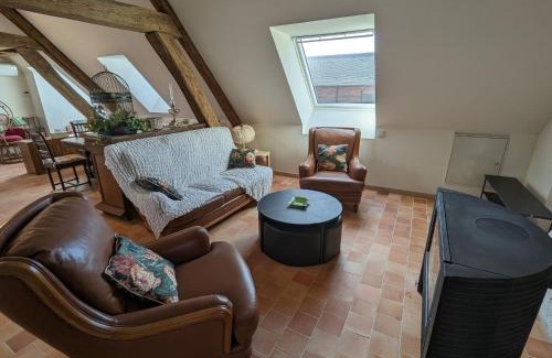Saint-Firmin-sur-Loire Casa | Gîte en forêt avec jardin, terrasse et parking près de la Loire - FR-1-590-530