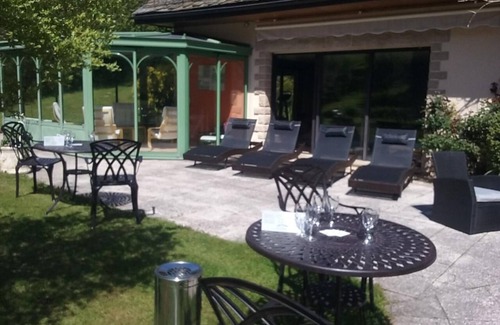 La Bourboule Casa | Gîte Exceptionnel Piscine Intérieure et Jacuzzi, Fitness, Billard, Pétanque !