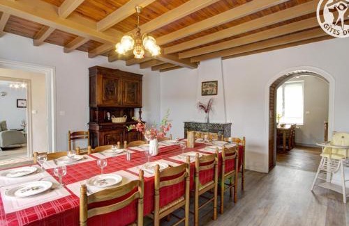 Saint-Didier-sur-Rochefort Casa | Gîte familial 200m² avec 6 chambres, terrasse, jardin, proche ferme, charges incluses, animaux acceptés - FR-1-496-18