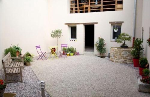 Laneuveville-devant-Bayon Casa | Gîte familial près de Nancy avec grand jardin, spa, salle de jeux, et équipements pêche - FR-1-584-15