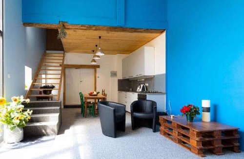Laneuveville-devant-Bayon Casa | Gîte familial près de Nancy avec grand jardin, spa, salle de jeux, et équipements pêche - FR-1-584-15