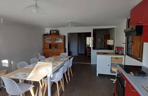 Eguzon-Chantome Casa | Gîte familial 4 chambres, 8-10 personnes Eguzon