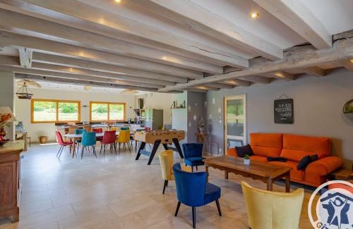 Echemire Casa | Gîte familial avec piscine privée, proche d'Angers et du Zoo de La Flèche - FR-1-622-65