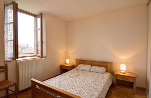 La Chambonie Casa | Gîte familial avec jardin clos, idéal pour randonnées et escapades nature, animaux acceptés - FR-1-496-196
