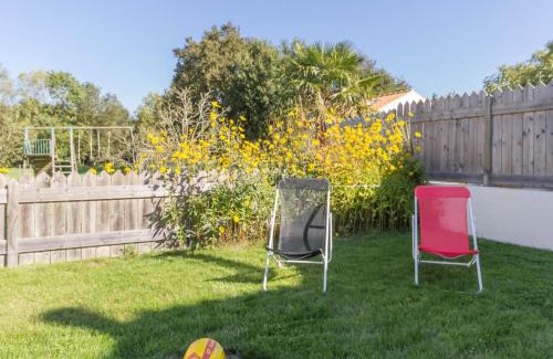 Touvois Casa | Gîte familial avec parc, jeux pour enfants et vélos, proche du Lac de Grand Lieu - FR-1-306-1040