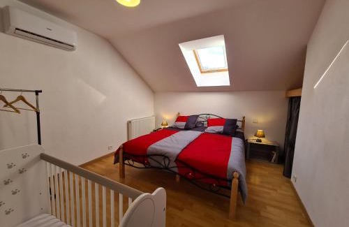 Segry Casa | Gîte familial avec piscine partagée, terrasse et WiFi - FR-1-591-635