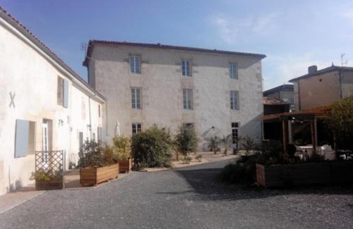 Gemozac Casa | Gîte familial - Les PALMIERS