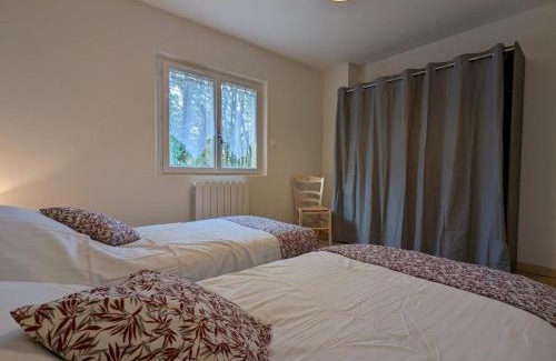 Puyreaux Casa | Gîte Familial Rénové en Pleine Nature avec Jardin, Terrasse et Activités de Plein Air - FR-1-653-227