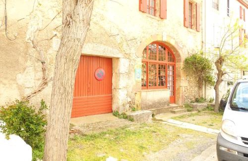 Ornaisons Casa | GîTE-FAMILLE NOMBREUSE-SÉMINAIRE-PATIO