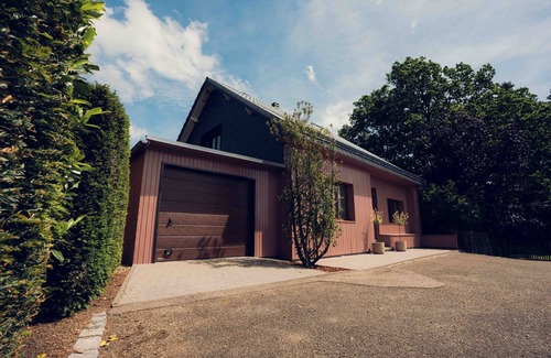 Waimes Cabaña | Gîte-Familiar-Baño Privado-Vista al Jardín