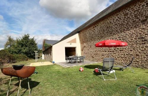 Saint-Georges-de-Reintembault Casa | Gîte La Vieille Mazure