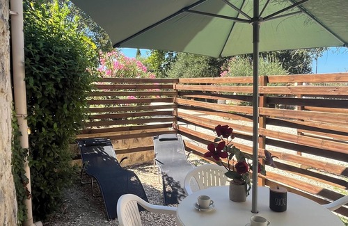 Saint-Paul-Trois-Chateaux Condominio | Gîte Mentheclimterrassepiscine Collective