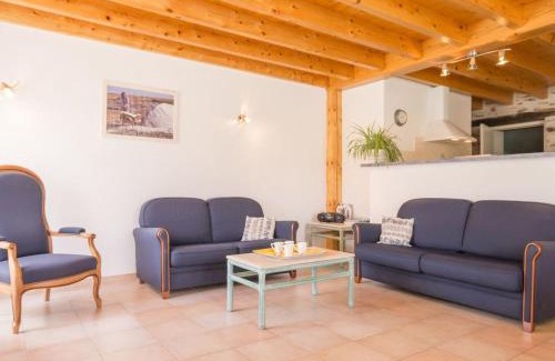 Saint-Philbert-de-Grand-Lieu Casa | Gîte rénové sur domaine viticole bio, proche de Nantes et Pornic, jardin clos, vélos à disposition - FR-1-306-1035