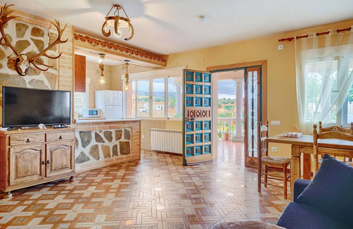 Porzuna Cabaña | Casa rural (alquiler íntegro) Fuenterabit para 12 personas