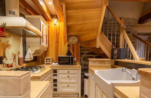 Saint-Etienne-du-Valdonnez Casa | Gîte Gîte des Grands-Parents 4/6 personnes
