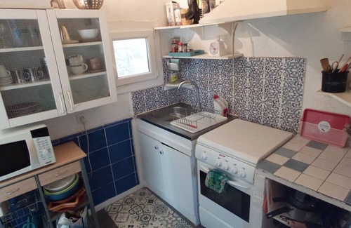 Les Angles Apartamento | Gîte Garrigue Dans une Propriété Calme et Arborée Pour 4 Pers Proche D'avignon