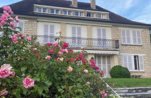 Senlis Apartamento | Gîte "Haut Echiquier" 10mn Parc Astérix, 15mn Aéroport Charles de Gaulle.