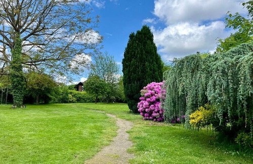 Menil-Hubert-sur-Orne Casa | 8-person gîte with large garden in Suisse Normande