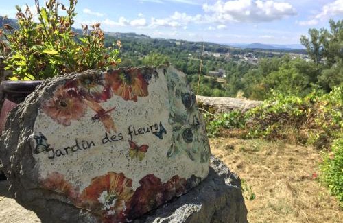 Saint-Julien-Chapteuil Casa | Gîte Jules Romains