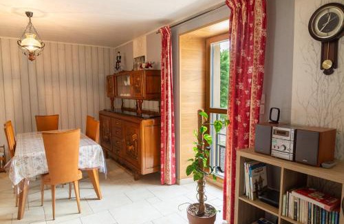 Saint-Etienne-du-Valdonnez Casa | Gîte La Maison Bleue 4/6 personnes