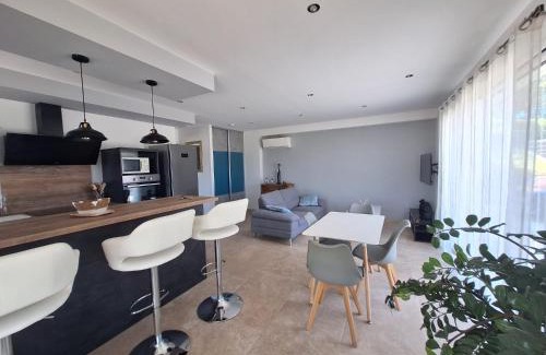 Sainte-Tulle Apartamento | Gîte l'olivier