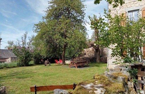 Saint-Symphorien Casa | Gîte La Fontaine 10/12 Personnes