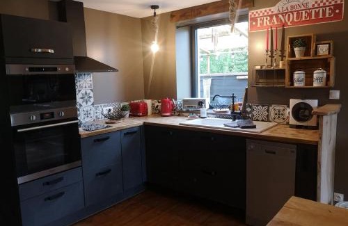 Valognes Apartamento | Gîte La Grange de La Trigalle avec spa professionnel privatif