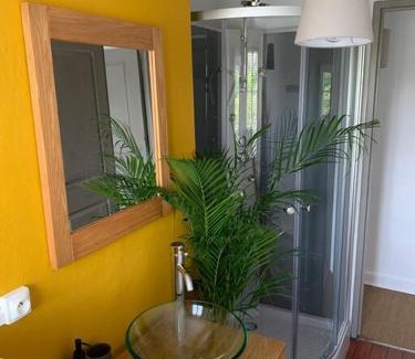 Guitres Casa | Gîte La Petite Maison