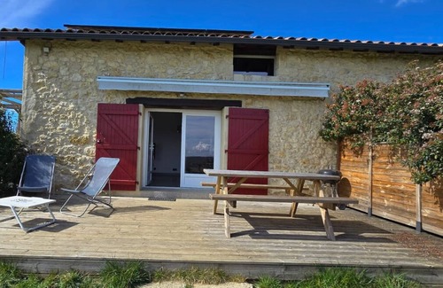 Lauraet Casa | Gîte la rapière, nature, in the countryside, no noise, calm and restful swimming pool