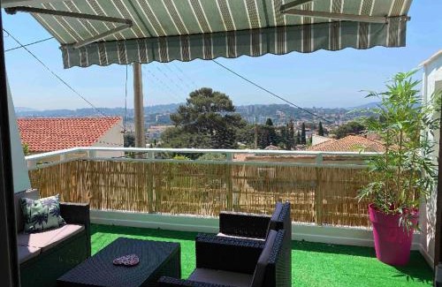 Toulon Casa | Gîte « la sakalava » vue panoramique faron