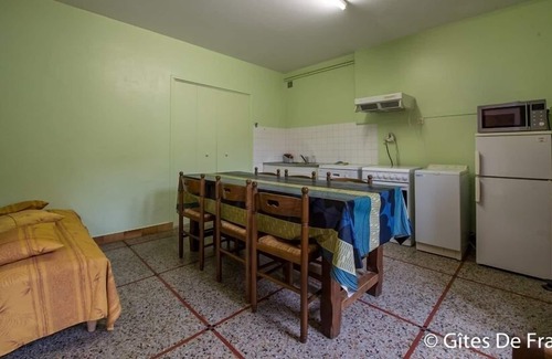 Orcival Casa | Gîte La Sanadoire - Orcival