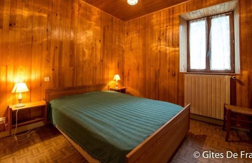Orcival Casa | Gîte La Sanadoire - Orcival