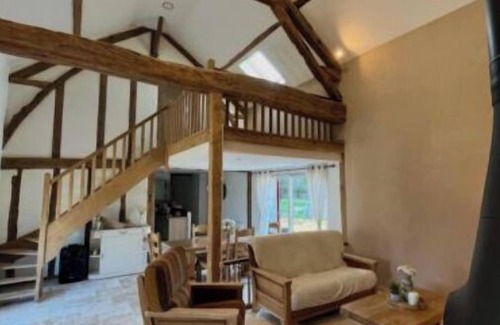 Montereau Casa | Gîte La tanière