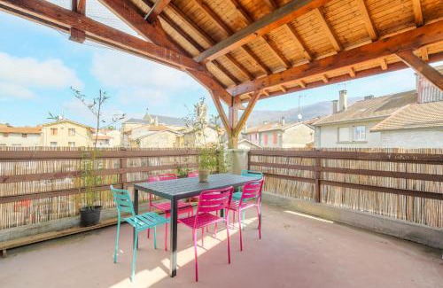 Lagnieu Casa | Gîte La Terrasse, 4 chambres, 10 pers, Centre Ville