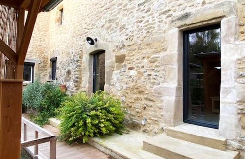 La Baume-Cornillane Casa | Gîte : La vieille bâtisse.