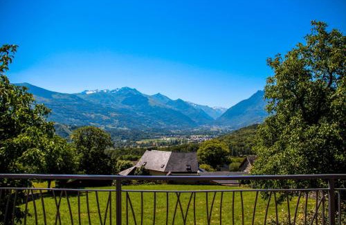 Ouzous Casa | Gîte Le Bérierot avec piscine