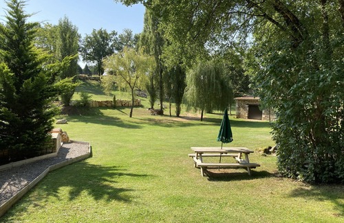 Chazelles Apartamento | Gîte le Buron
