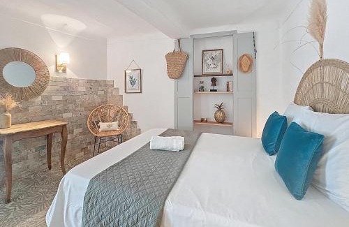 Saint-Cezaire-sur-Siagne Apartamento | Gîte Le Figuier de Saint Ce Jardinet Terrasse Vue