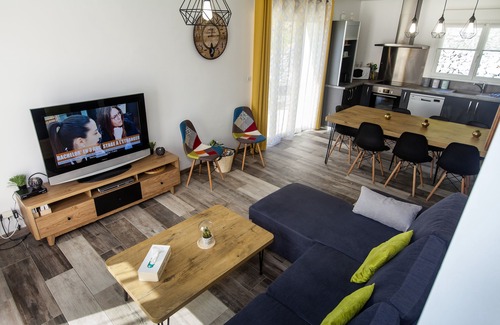 Tournavaux Casa | Gîte Le Haut Rivage, Maison Individuelle Avec Garage