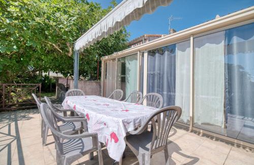 La Cassaigne Casa | Gîte Le Lilas - Gîte À La Ferme