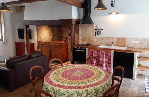 Marcillac-Vallon Casa | Gîte Le Mansois