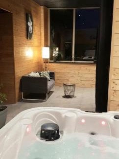 Alleyrac Apartamento | Gîte Le Roman d'Alleyrac (ciel bleu)
