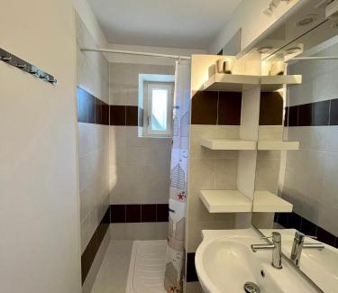 Le Collet-de-Deze Apartamento | Gîte le Tour 45 m2 Cévennes Lozère