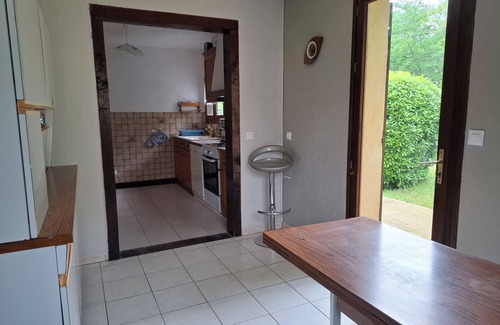 Valojoulx Chalet De Esquí | Gîte les chalets du Castang 24290 Valojoulx Perigord noir